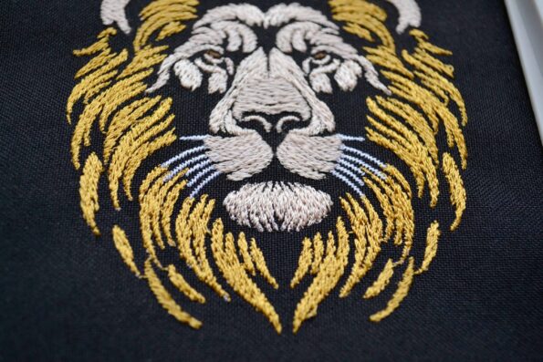 Royal lion face pattern for children's clothing